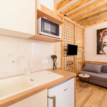 Cvita Apartment *